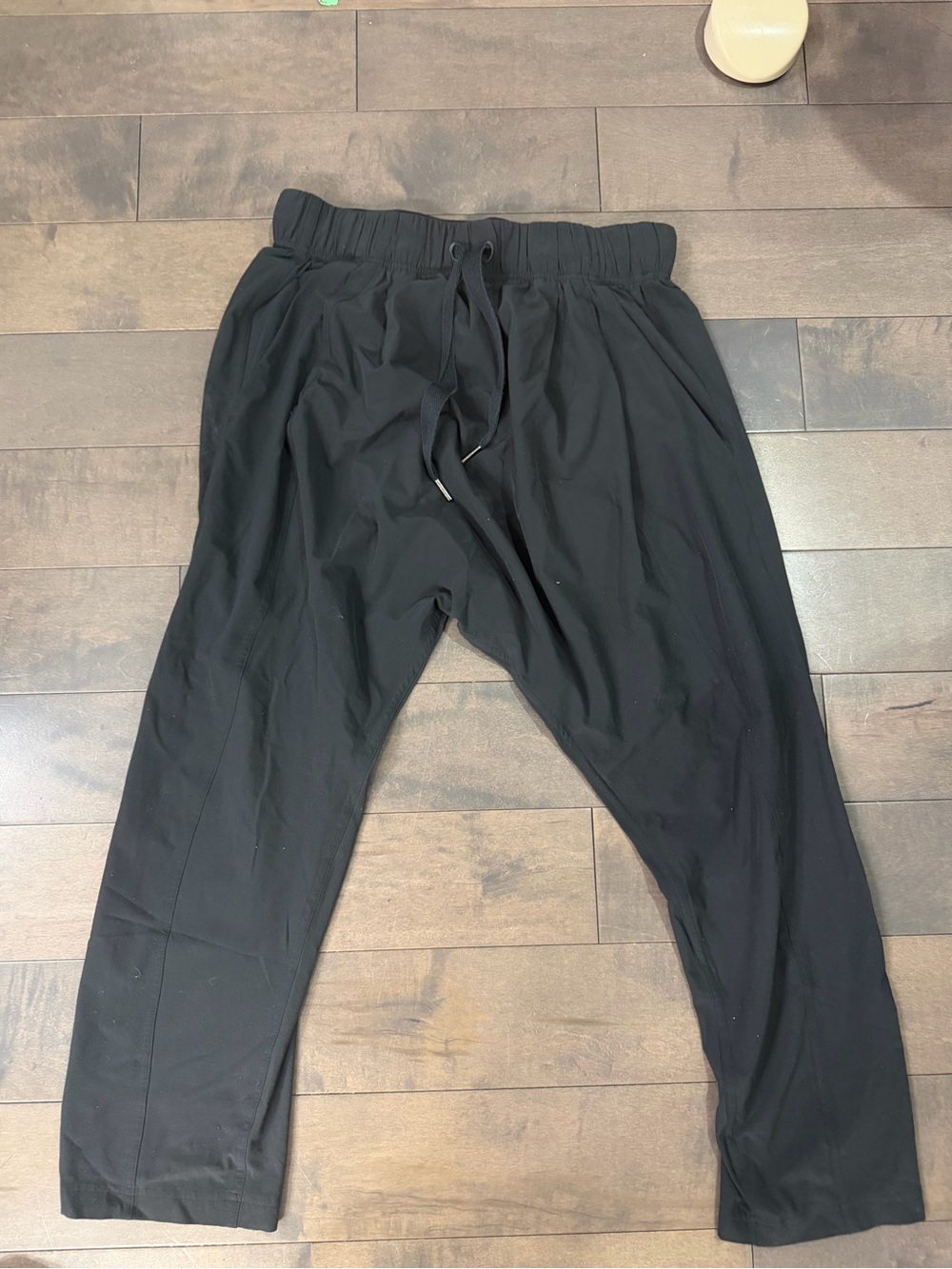Lululemon Jogger size 6